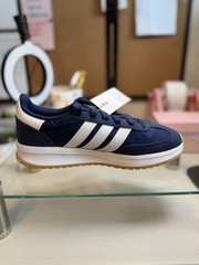 Adidas Run 70s 2.0/Navy blue With White /Unisex Sz 6/New With Box & Tag/#26-005