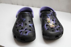 Toddler Crocs Classic Clogs Shoes Black and Purple Stars Dock charm Size C13