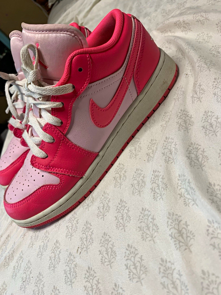 Nike Air Jordan Unisex 4.5Y Pink/ Light Pink Leather Low Top Lace-Up