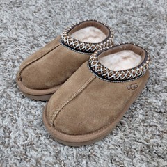 UGG Toddler Tasman II Slippers Size 7 Chestnut Slip On Shoes