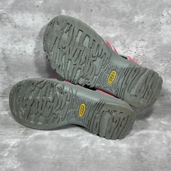 KEEN Whisper Pink Closed Toe Hiking Sandals Drawstring Closure Youth Size 3