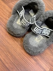 UGG Kid Fluff Yeah Slipper Sandal Elastic Backstrap Solid Gray Size US 13 EU 31