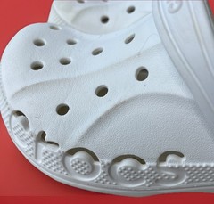 Crocs Iconic Comfort Kids Size J2 White Preowned