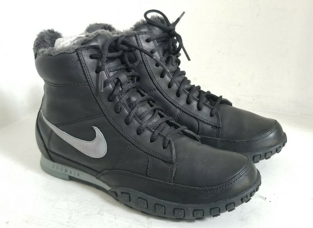 2005 NIKE Zoom Air VINTAGE winter boots Black/ grey Leather Boots- Mens size 6