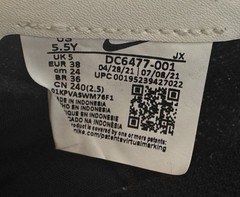 Nike Waffle Trainer 2 Low Black White Big Kids GS Size 5.5