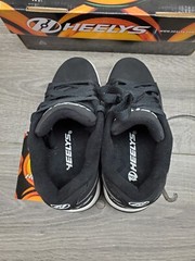 Black And White Heelys Youth Size 2 Yth 2