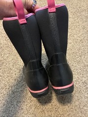 Muck Boot Company Kid’s Element Black Pink Waterproof Boot Kids Size 2