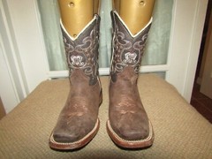 Unbranded Brown Square Toe Embroidered Boots Youth sz US 13.5 Mex 20.5