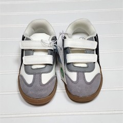 NWT Cat & Jack Dakota Retro Hook & Loop Closure Court Sneakers Size 10 White