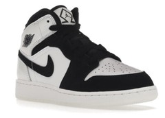 ⭐️ Nike Air Jordan 1 Mid SE Diamond Shorts GS Size 5.5Y ⭐️