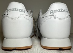 Size 7 Reebok Classic Leather Junior White Gum Bottom GZ6098