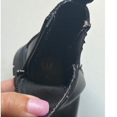 Baby Gap Kids Black Faux Leather Chelsea Lug Sole Boots Size 5 Zipper Side