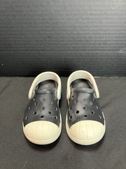 Crocs classic clogs, Two Tone, Black And White Unisex child size 8