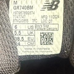 New Balance 740 Black/Silver Kids Sneakers GR740BM – SZ 6 Y- 7.5 W
