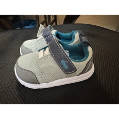 NWT Toddler See Kai Run Gray Blue Basics Stryker Sneakers – Size 4T