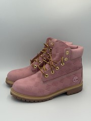 Timberland Premium 6″ Waterproof – Used – Big Kids Size Fit Girls size 6