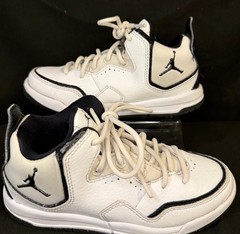 Nike Jordan Youth Size 13C Courtside 23 PS Sneakers Black And White AQ7734-100