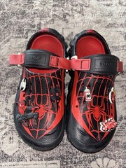 Crocs X Marvel Team Spider-Man Echo Clog Black Red Kids Size 5