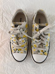 Converse Chuck Taylor kids Size US13 / EUR 31 Lemon Sneakers Shoes Low Top White