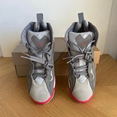Jordan True Flight ‘Cool Grey/ Pink’ Kids Sneakers 342774-003 -SZ 6 Y