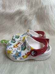 NEW Crocs Limited Edition Pokemon Pikachu Starter Skin Size C6