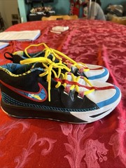 Size 6.5Y – Nike Kyrie Flytrap 6 SE Mid Black Multicolor Basketball Shoe EUC