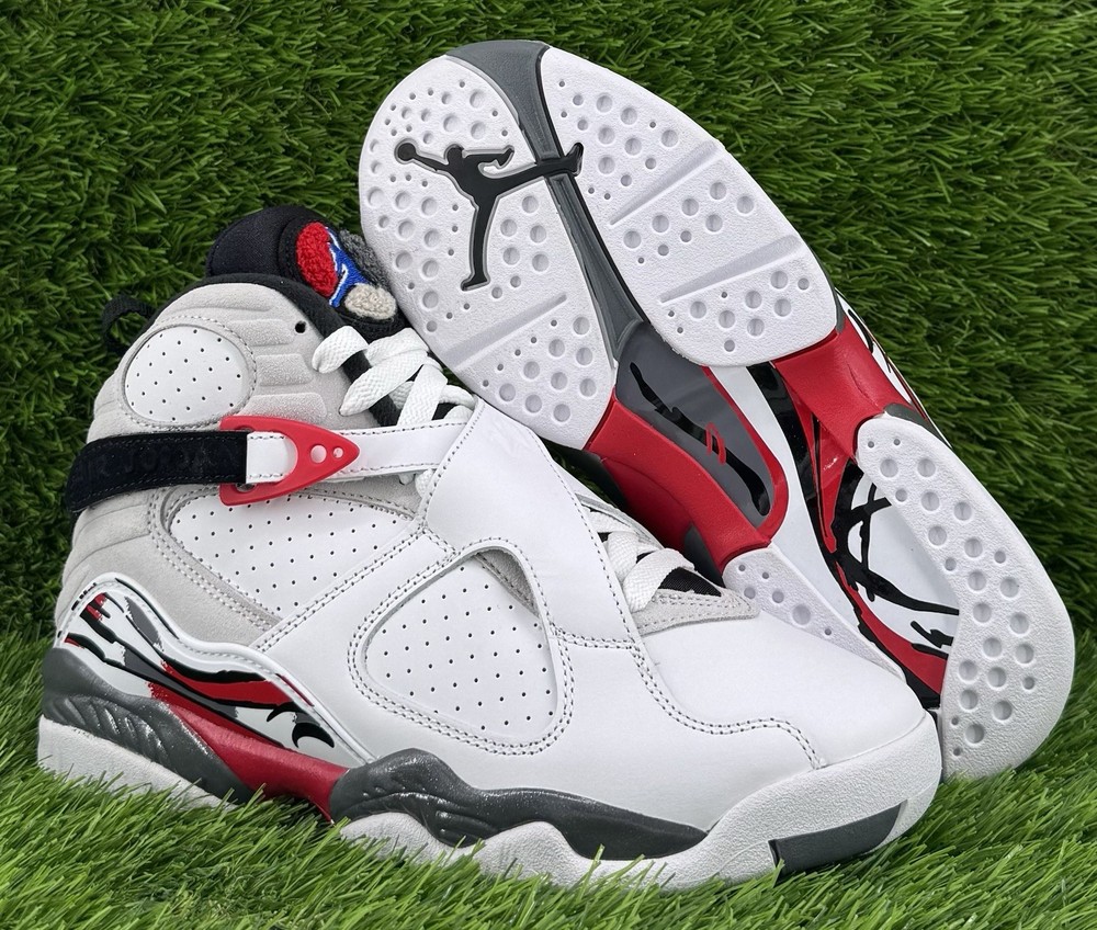 Kid’s Size 5Y Air Jordan 8 Retro ‚Bugs Bunny‘ 305368-100