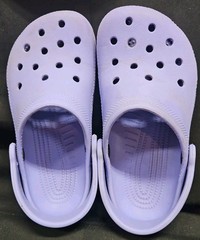 Crocs Unisex Kid’s Classic Clog Light purple Lavender US Kids J 1 J1 Casual Shoe