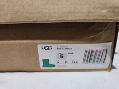 Kids UGG CLASSIC II BOOT 1017703K-EDGR Size 5 Green New