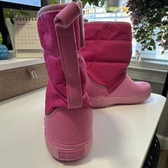 Crocs Boots Pink Size 11 Kids