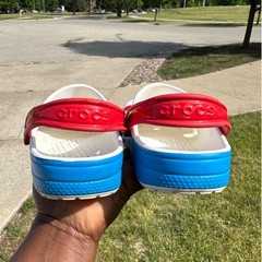 Crocs Hello Kitty Red Classic Clogs With Charms Big Kids Unisex Size J3 Red