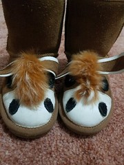 EUC Kid UGG Boot Pony Classic Non-Slip used 1wk 7-8 (26-27) Australian sheepskin