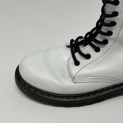 Dr Doc Martens Junior Pascal 1460 J Size 5 White Patent Leather Combat Lace Up