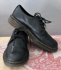 Dr Martens Black 3 Eyelet Unisex Size US 2 UK 1 EU 33 1461-J Oxfords