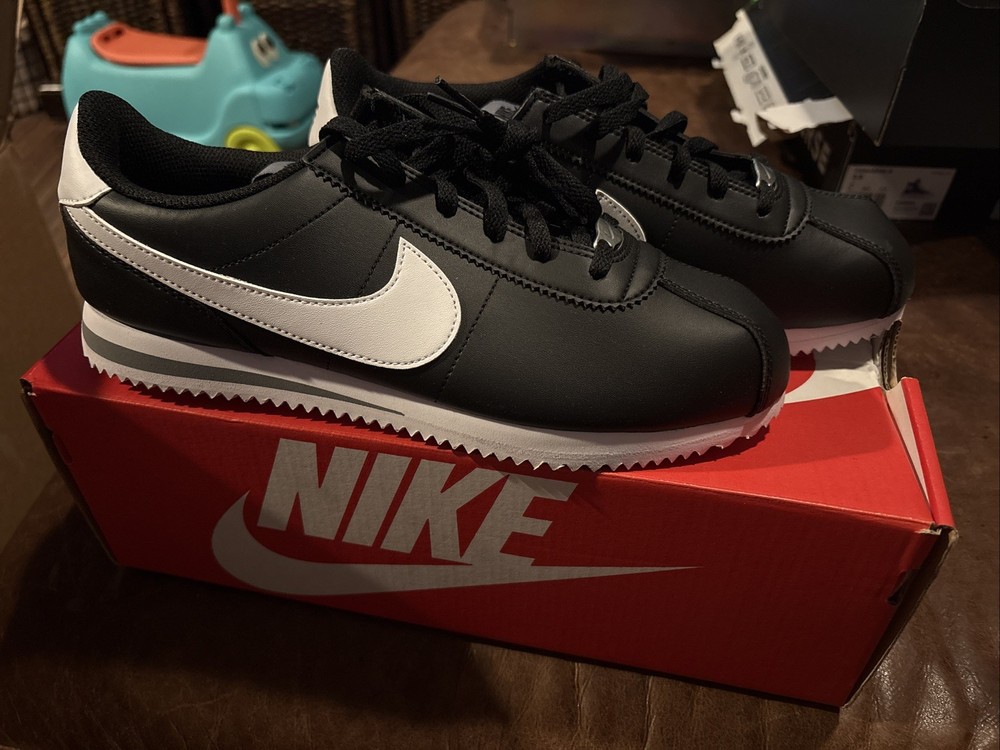 Size 7 (GS) – Nike Cortez Basic SL Low Black