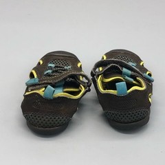 charter’s brown yellow blue hook & loop kid sandal size 5 READ