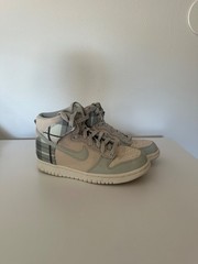 Nike Dunk High GS „Plaid/ Summit White“ size 6.5Y (women’s 8)