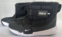 Nike Flex Advance Boot Black/White Youth Unisex Size 3 Fall/Winter Sherpa lining