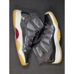 Jordan 11 Retro 72-10 Black Gym Red White 378038-002 Kids Size 7Y