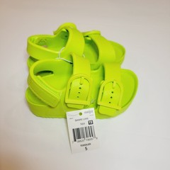 Girls Boys EVA Strap Adj Buckle Sandals Size 5 Green Water Sand Beach Washable