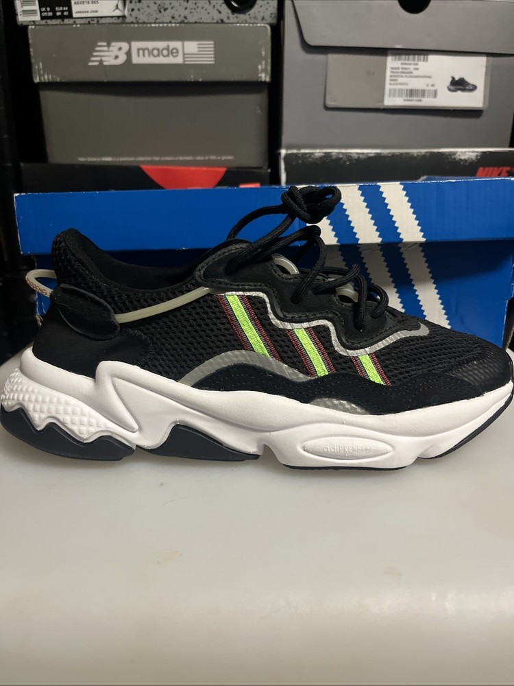 Adidas Ozweego Size 5