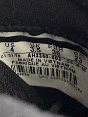 Nike SB Team Classic Black/Light Bone-White U.S. Youth Size 4 AH3360-003 UNWORN
