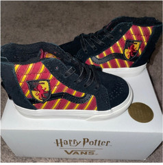 *NWT* LIMITED EDITION VANS x Harry Potter Gryffindor Sk8-Hi Shoes Kids 6.0T