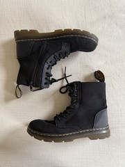 Dr Martins Black Junior’s Combs Lug Sole Boot Canvas / Leather YOUTH Size 3 US