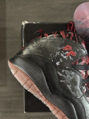 Jordan 10 Doernbecher Retro 7Y (GS) 8.5W Black/Gym Red 641746 060 NEW