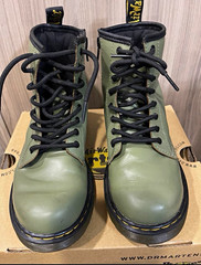 Dr. Martens 1460 J Kids Combat Boots Green Leather Lace Up Zip Ankle US 3 EU 34