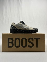 Yeezy 700 MNVN Bone