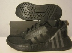 (FZ6238) NIB Adidas NMD_R1.V2 J black/black sz 4.5Y Youth $120
