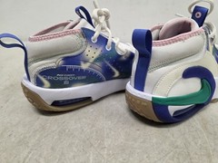 Kid Size 7Y Nike Air Zoom Crossover 2 SE GS Sail Purple Basketball FN6675-500