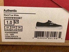 NIB Vans Authentic Black & True White Kids Youth Shoes – Size 1.0
